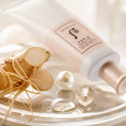 Whoo Radiant White Tone Up Sunscreen with hybrid UV filters, niacinamide, ginseng and pearl cues
