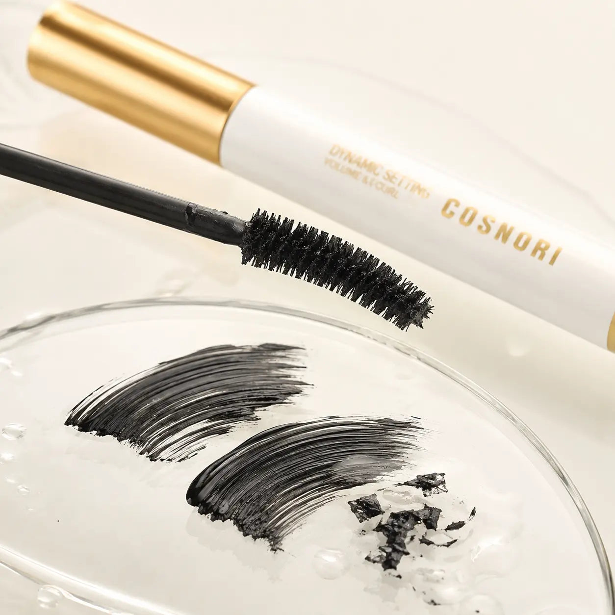 COSNORI washable mascara brush and black film loosening with warm water