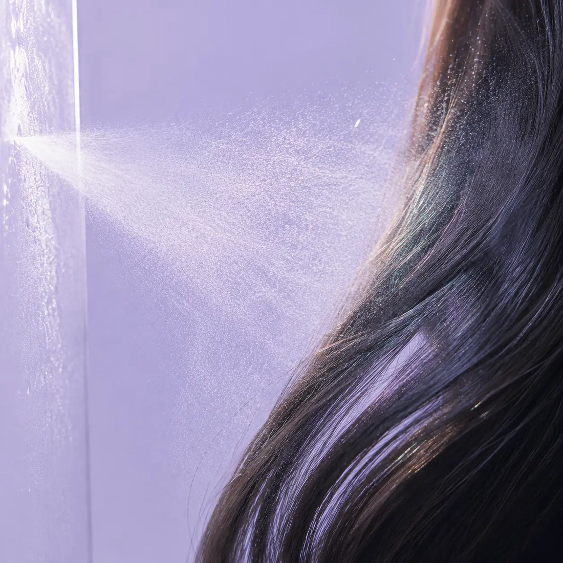 Transparent, fast-drying styling mist with firm hold