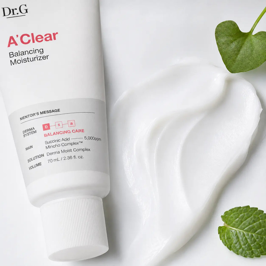 Light silky cream with a moist, non-sticky satin finish