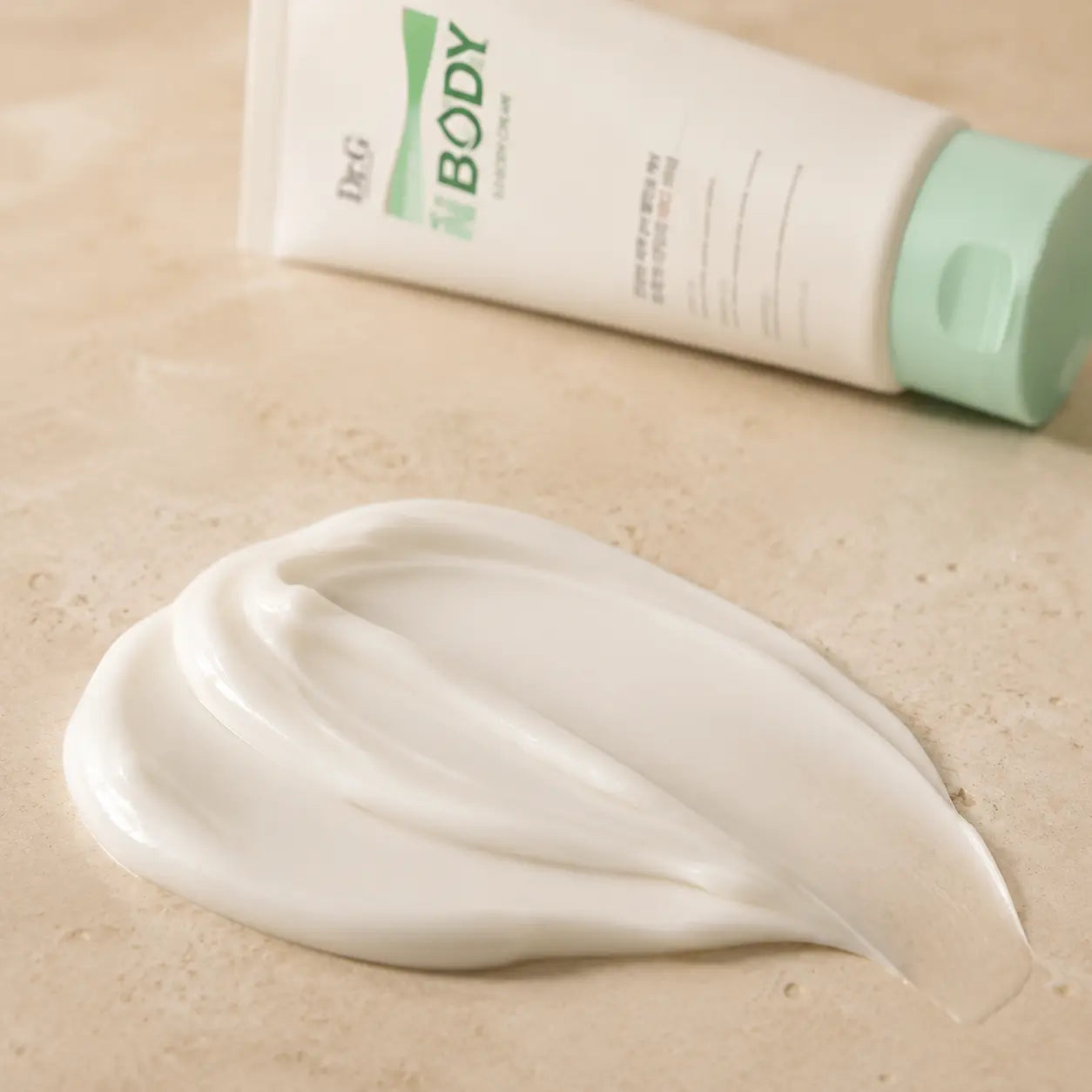 Rich spreadable texture of Dr.G Moisture In Body 5.0 Body Cream