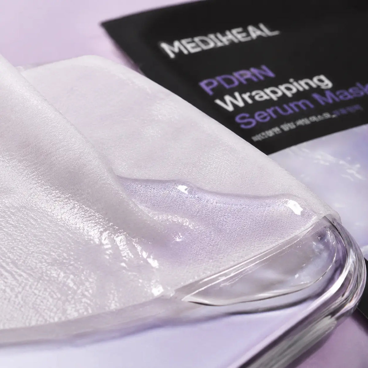 Macro texture of MEDIHEAL PDRN serum-saturated microfiber mask sheet