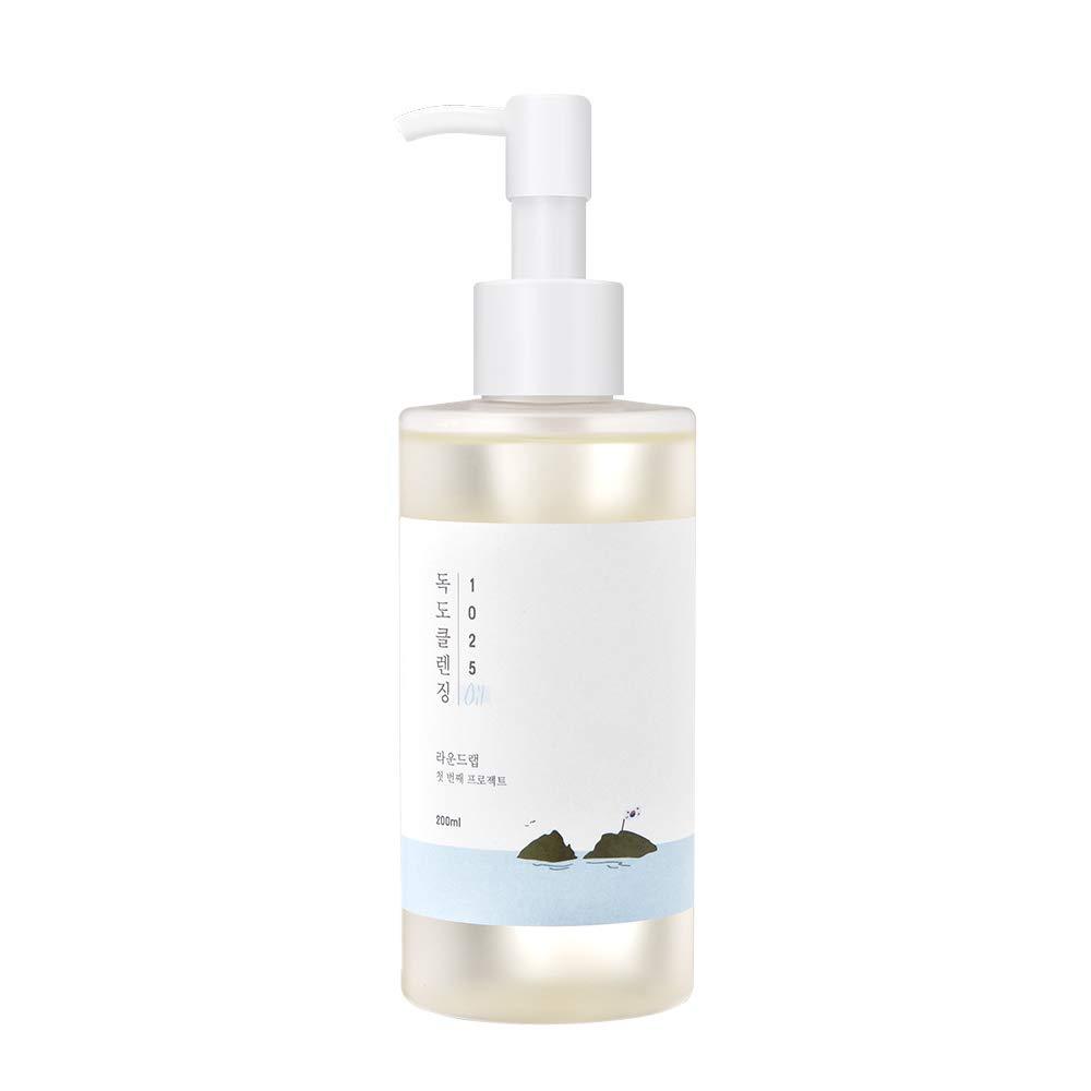 ProtoClinical k-beauty ROUND LAB 1025 DOKDO CLEANSING OIL 200mL single cleansing oil bottle on a light background