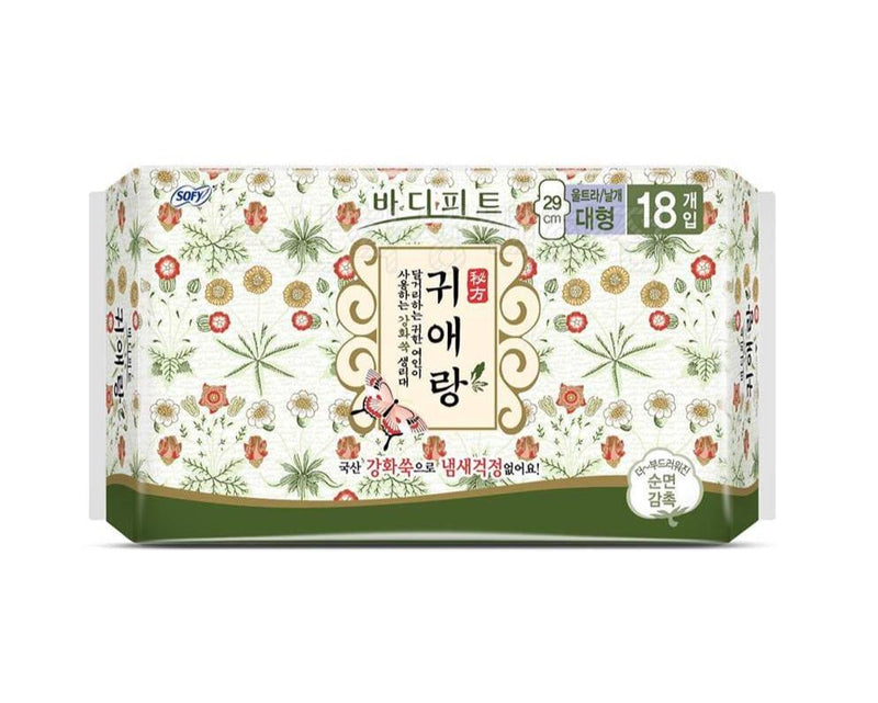 ProtoClinical k-beauty [Sofy Body Fit] Guierang Sanitary Pad (Large 29cm) 18 Pads sanitary pad bag packshot in green and white packaging on a light background