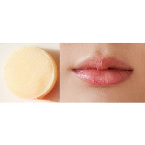 ProtoClinical k-beauty melixir Vegan Lip Butter 3.9g #01 Agave(Clear) split image with a clear balm cross-section beside lips with a glossy finish on a white background