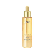 ProtoClinical k-beauty gold beauty product centered between pale aqua side panels.