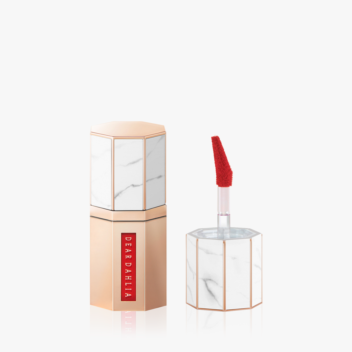 ProtoClinical k-beauty [DEAR DAHLIA] Paradise Dream Velvet Lip Mousse 6.5ml #01 Seduction soft beige and muted red product close-up with a centered vertical form on a pale background
