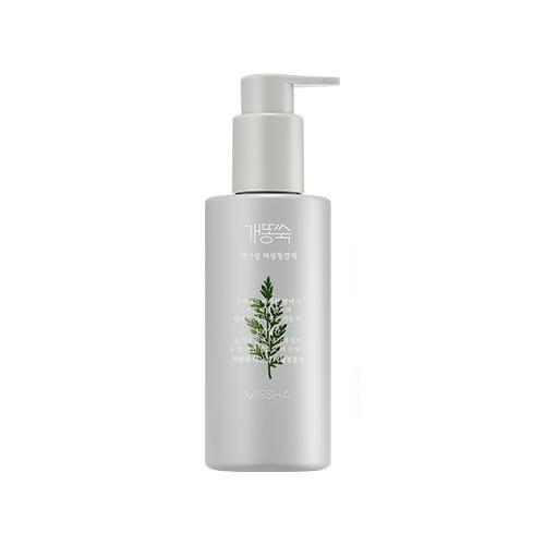 ProtoClinical k-beauty MISSHA New Artemisia Feminine Wash 210ml single feminine wash package in a square packshot on a plain background