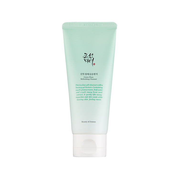 ProtoClinical k-beauty [Beauty of Joseon] Green Plum Refreshing Cleanser 100ml single upright pale green cleanser package centered on a light background.