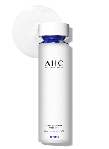 ProtoClinical k-beauty AHC Hyaluro Deep Volume 5 Treatment Essence 130ml single upright light blue essence bottle centered on a white background