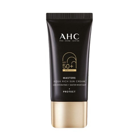 ProtoClinical k-beauty AHC Masters Aqua Rich Sun Cream SPF50+PA++++ 30ml single sun cream package centered on a light background with dark gray side shadows.