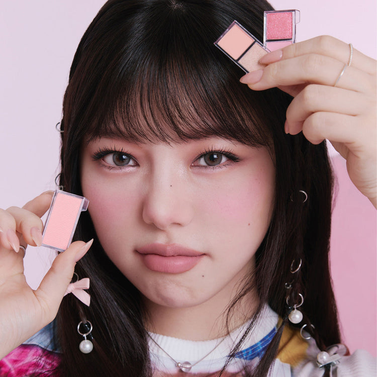 ProtoClinical k-beauty ETUDE My Best Tone Eye 2-Color Refill single rectangular refill case centered between dark side panels on a pale blue background