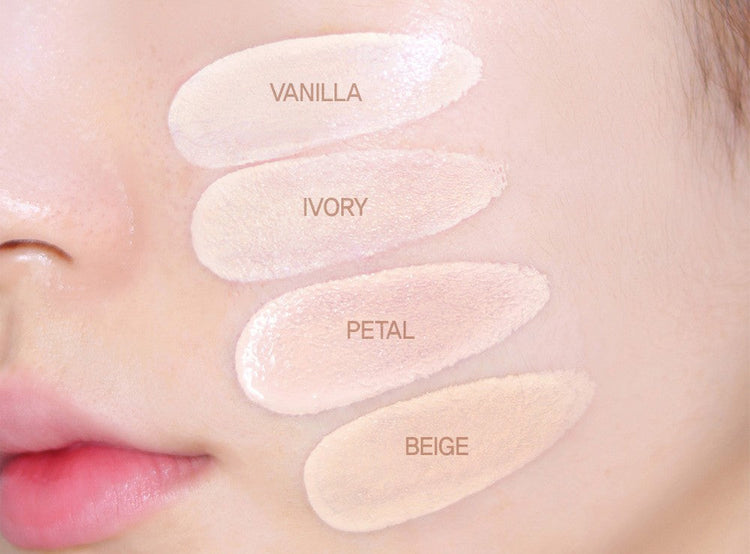 ProtoClinical k-beauty beauty product photo on a light background.