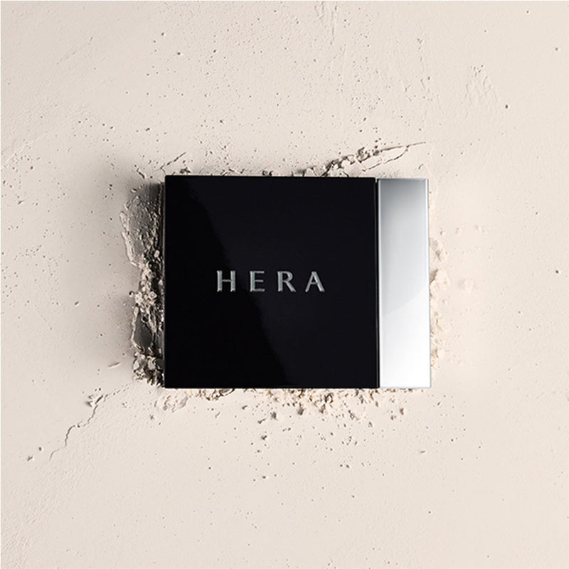 ProtoClinical k-beauty HERA Airy Power Primer 8.5g primer packaging on a light background.