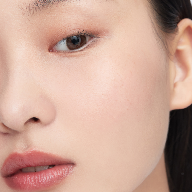HERA Make Up Fixer 80ml by ProtoClinical shown in makeup setting spray product imagery for a k-beauty routine.