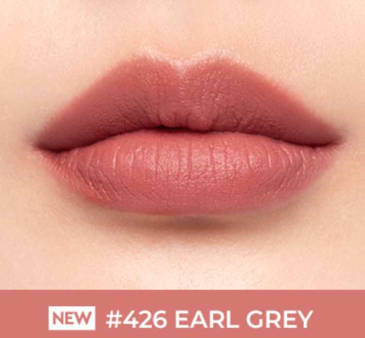 ProtoClinical k-beauty HERA Sensual Powder Matte Liquid 5g warm red color graphic with soft beige edges on a light background.