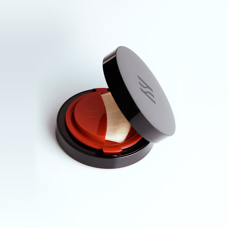 ProtoClinical k-beauty HERA Skin Tint Comfy Spreader SPF50/ PA++++ 15g rounded product silhouette on a light background.