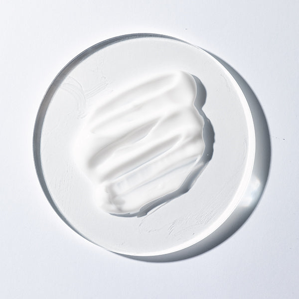 ProtoClinical k-beauty ILLIYOON Stretch Mark Cream 330ml product packaging on a light neutral background.