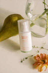 ProtoClinical k-beauty [haruharu wonder] Centella 4% TXA Dark Spot Go Away Serum 30ml single upright amber serum bottle centered on a pale cream background.