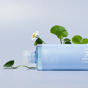 ProtoClinical k-beauty ilso Cicazulene Calming Toner 300ml single upright pale aqua toner bottle on a light background with soft lavender side shading