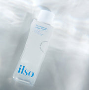 ProtoClinical k-beauty ilso Daily Moisture Bubble Toner 150ml shown as a single upright pale blue bottle centered on a light background