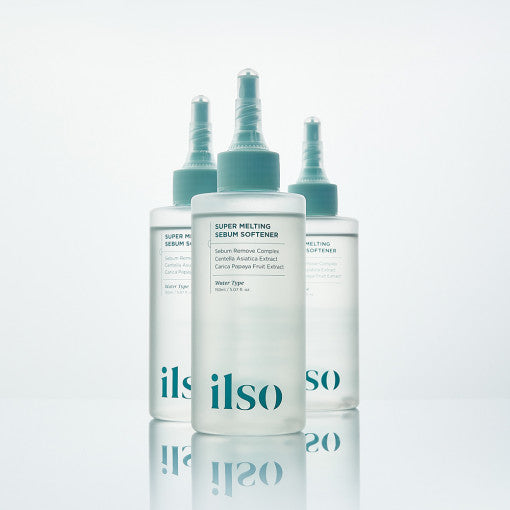 ProtoClinical k-beauty muted green beauty product silhouette with soft pink side accents on a white background.