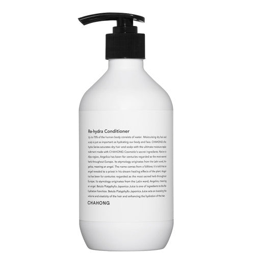 ProtoClinical k-beauty pale blue beauty graphic with a centered gray vertical form on a light background.