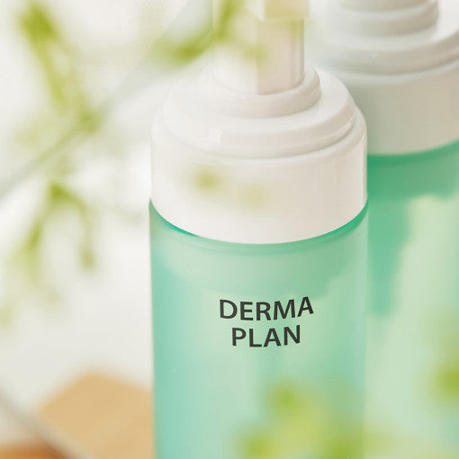 ProtoClinical k-beauty The SAEM Derma Plan Green Bubble Foam Cleanser 150ml single front-facing cleanser tube with a green label on a clean white background.
