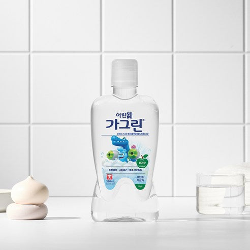 ProtoClinical k-beauty Gagreen Kids Mouthwash 380mlX3ea (Apple) three mouthwash bottles grouped side by side on a light background.