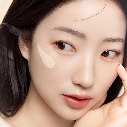 [BY ECOM] EGF BB Cream 15ml SPF40 PA++ by ProtoClinical displayed in branded BB cream packaging on a white background, highlighting the product design for a k-beauty routine.