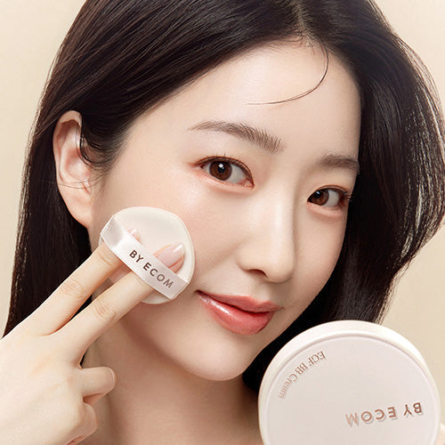 [BY ECOM] EGF BB Cream 15ml SPF40 PA++ by ProtoClinical shown in a clean product packshot on a white background, highlighting the BB cream packaging for a k-beauty makeup routine.