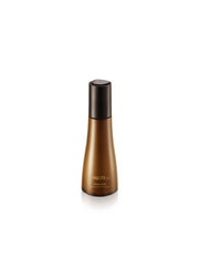 ProtoClinical k-beauty pale beauty product packaging centered on a light background with soft lavender side accents.