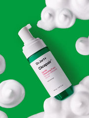 ProtoClinical k-beauty Dr.Jart+ Cicapair Gentle Cleansing Foam 150ml single upright green cleansing foam package centered on a light background
