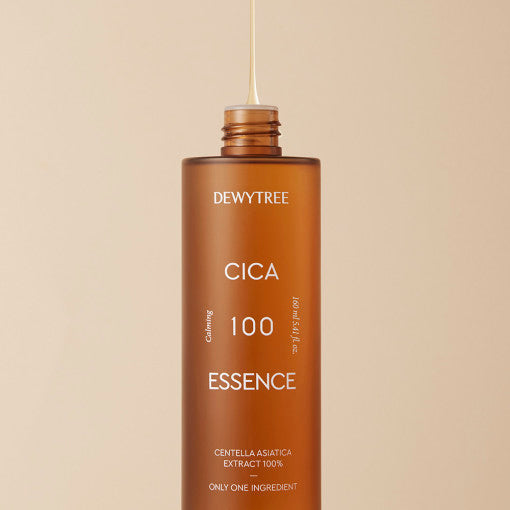 ProtoClinical k-beauty DEWYTREE Cica 100 Essence 160ml single upright olive essence bottle centered on a pale cream background with soft aqua side shading