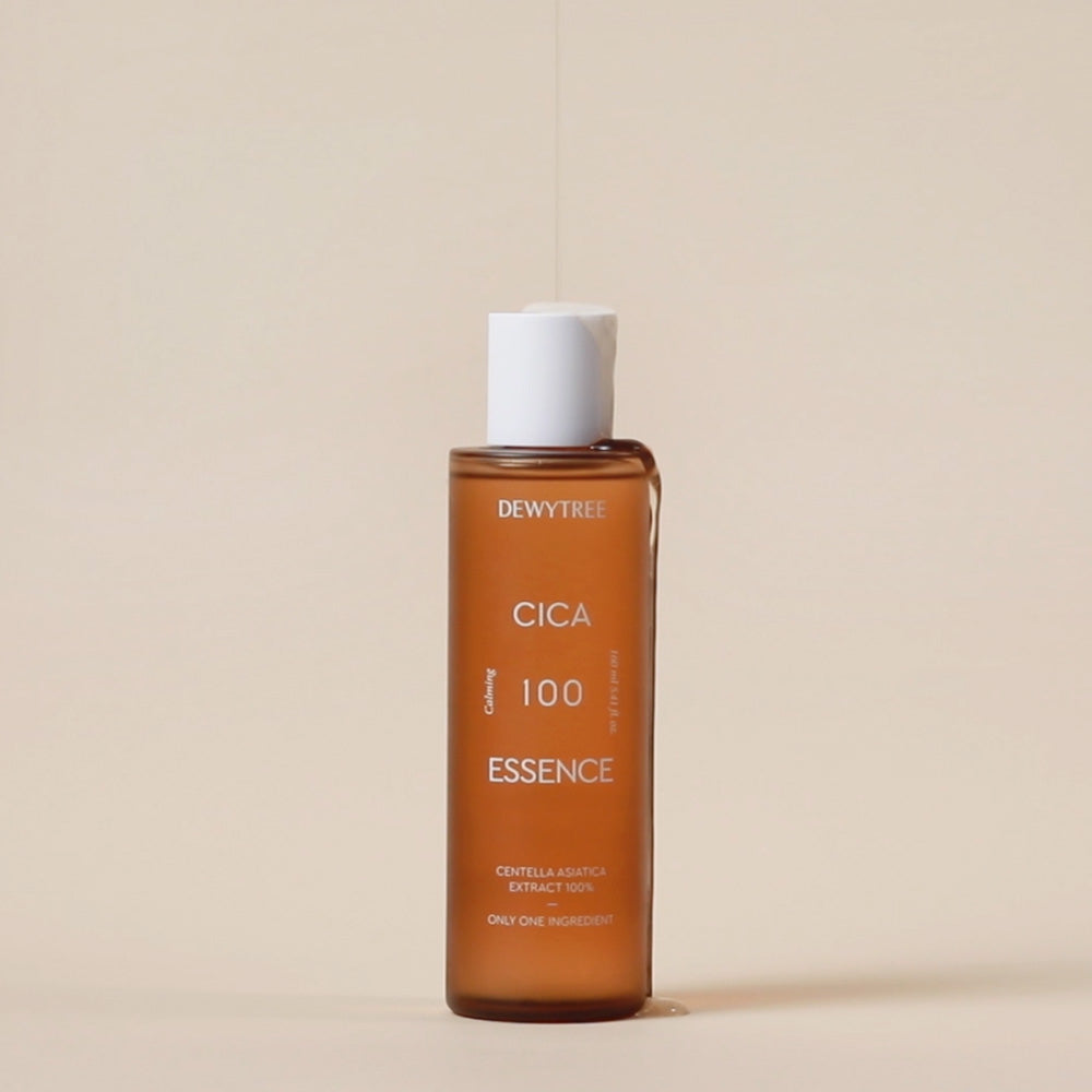 ProtoClinical k-beauty DEWYTREE Cica 100 Essence 160ml single upright olive essence bottle centered on a light beige background
