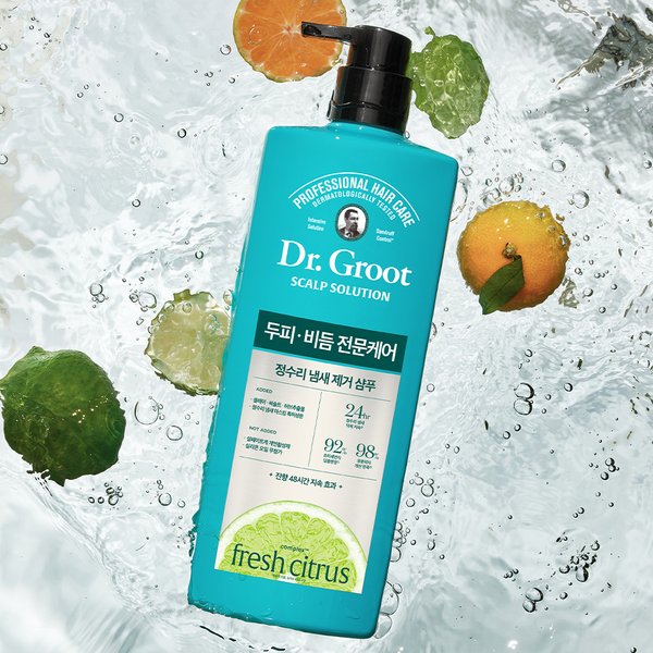 ProtoClinical k-beauty soft mint beauty product silhouette with warm beige side tones on a light background.