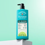ProtoClinical k-beauty mint beauty product silhouette with soft teal center tones on a light background.