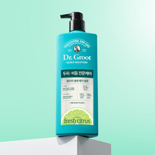 ProtoClinical k-beauty mint beauty product silhouette with soft teal center tones on a light background.