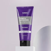 ProtoClinical k-beauty KUNDAL HONEY & MACADAΜΙΑ Hydro-Intensive Protein Premium Hair Treatment 200ml #YLANG YLANG olive-centered beauty graphic with soft green and lavender tones on a light background.