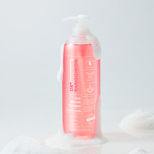 ProtoClinical k-beauty soft peach vertical beauty glow with pale aqua side shading on a light background.