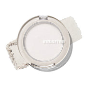 ProtoClinical k-beauty innisfree SHEER Glowy Highlighter single powder compact with a pale champagne center on a clean white background