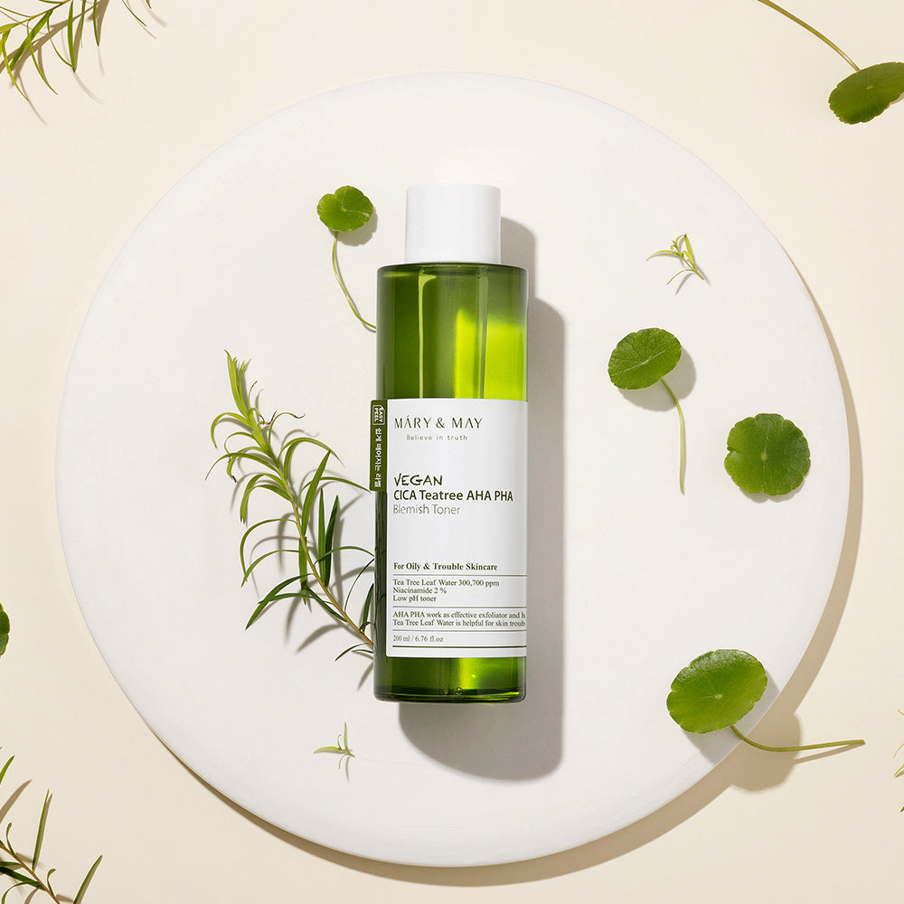 ProtoClinical k-beauty [MARY & MAY] Vegan CICA Tea Tree AHA PHA Blemish Toner 200ml soft gray bottle silhouette centered on a cream background