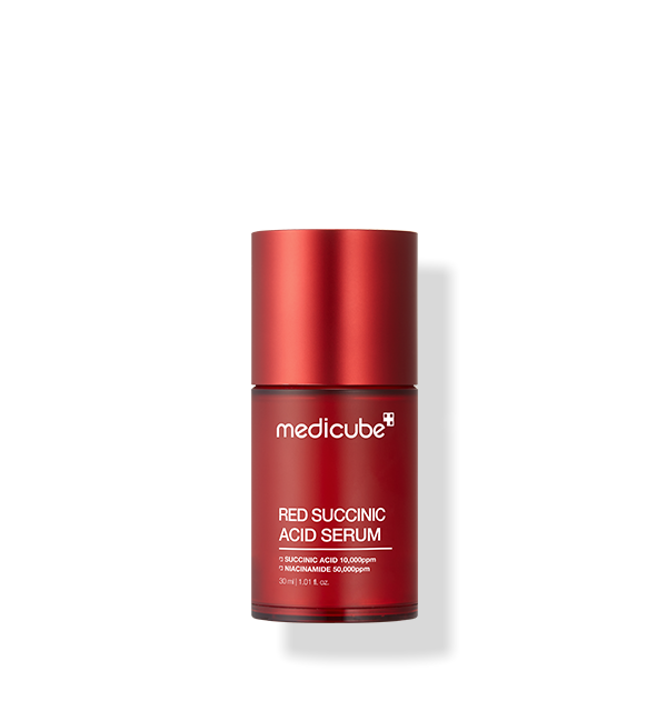 ProtoClinical k-beauty MEDICUBE: Red Succinic Acid Serum (30ml) single upright red serum bottle centered on a white background