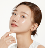 ProtoClinical k-beauty MEDICUBE: Red Succinic Acid Serum (30ml) in a red serum bottle with a dark cap centered upright on a pale background with soft blue side accents