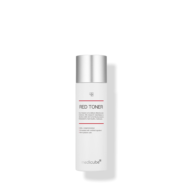 ProtoClinical k-beauty medicube Red Toner 2.0 100ml shown as a single upright pale pink toner bottle centered on a white background.
