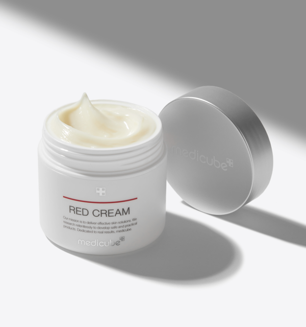 MEDICUBE: Red Cream Plus 2.0 (100ml)