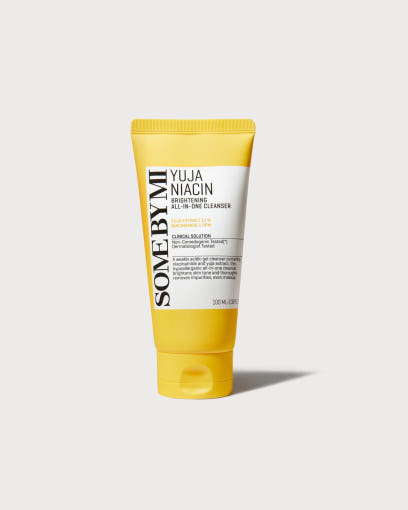 ProtoClinical k-beauty [SOME BY MI] Yuja Niacin Brightening All-In-One Cleanser 100ml single tall yellow cleanser tube centered on a white background.