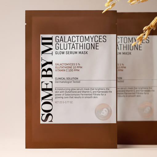 ProtoClinical k-beauty [SOME BY MI] Galactomyces Glutathione Glow Serum Mask Sheet 22g*10ea shown as a single mask packet centered in the frame