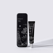 ProtoClinical k-beauty [Pyunkang Yul] Black Tea Time Reverse Eye Cream 25ml single upright blue-gray eye cream package centered on a pale blue background with soft cream accents.
