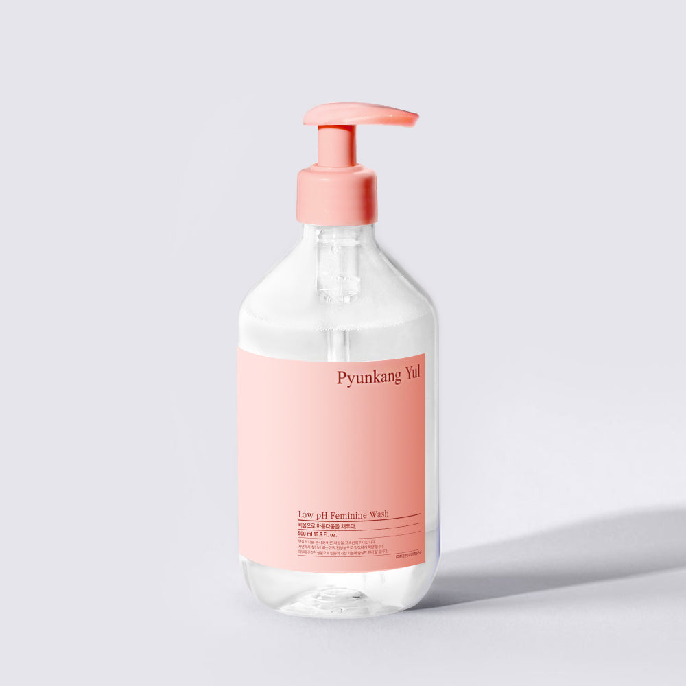 ProtoClinical k-beauty [Pyunkang Yul] Low pH Feminine Wash 500ml single feminine wash bottle centered in a square studio pack shot